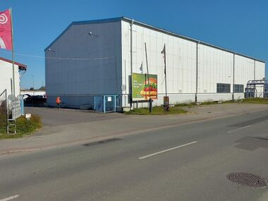 Lagerhalle in Schwerin, Bestand – Ansichten Straßenseite und Hofseite Mai 2024
